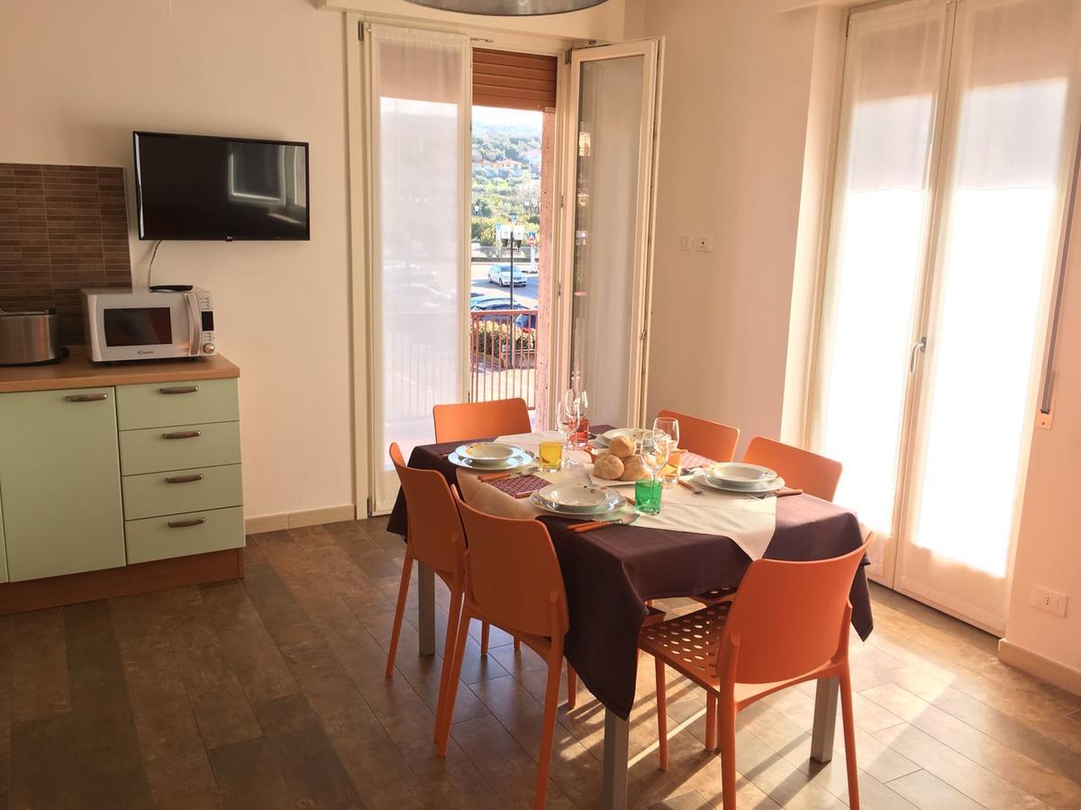 Caba Holiday Bardolino D'Annunzio Eksteriør billede